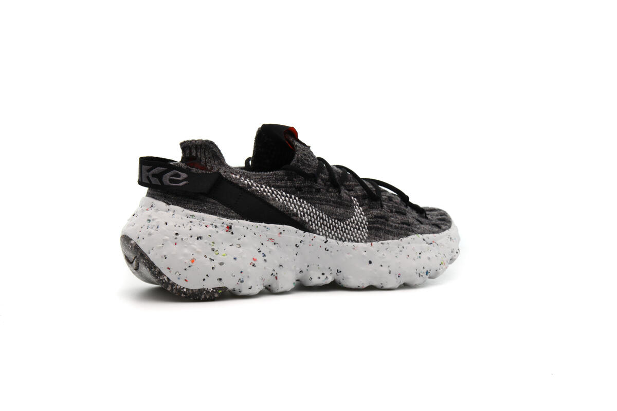 エアペイ Nike SPACE HIPPIE 04 